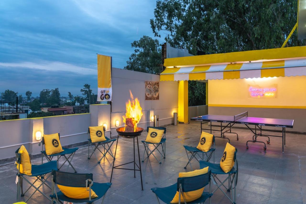 The Hosteller Dehradun Zewnętrze zdjęcie