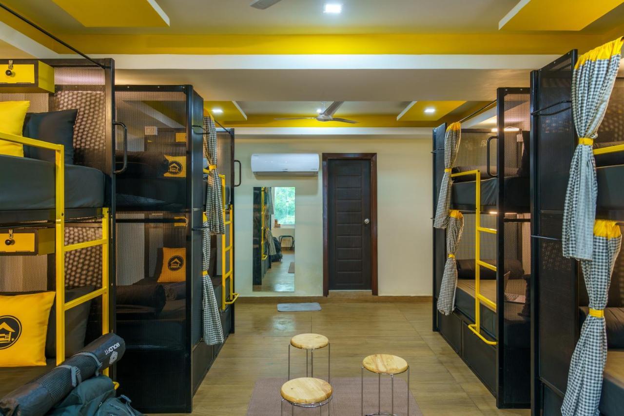 The Hosteller Dehradun Zewnętrze zdjęcie