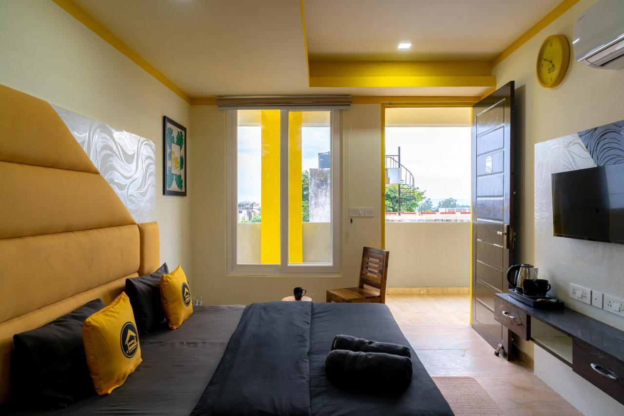 The Hosteller Dehradun Zewnętrze zdjęcie