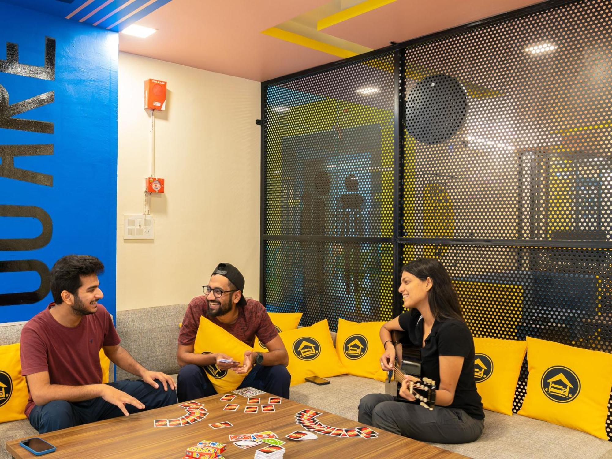 The Hosteller Dehradun Zewnętrze zdjęcie