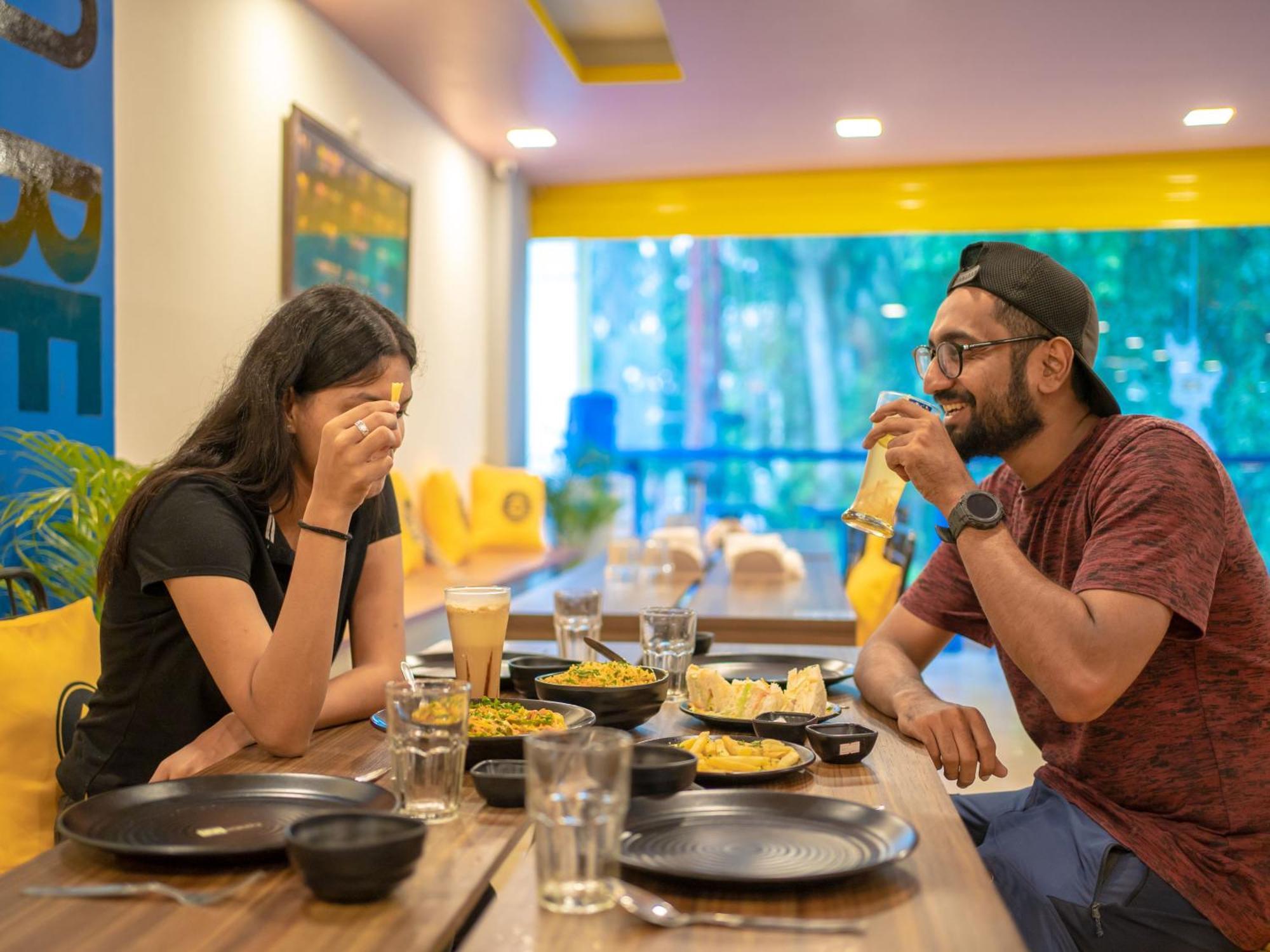 The Hosteller Dehradun Zewnętrze zdjęcie
