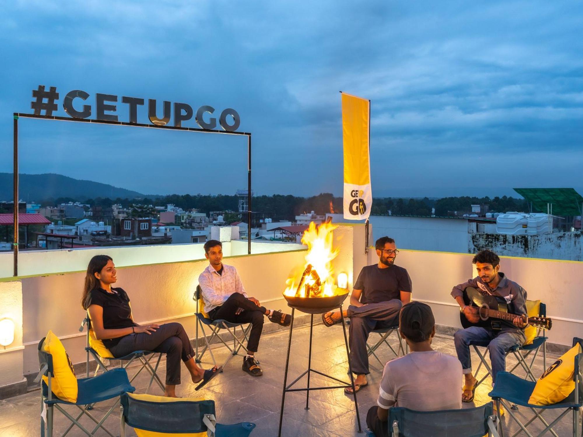 The Hosteller Dehradun Zewnętrze zdjęcie