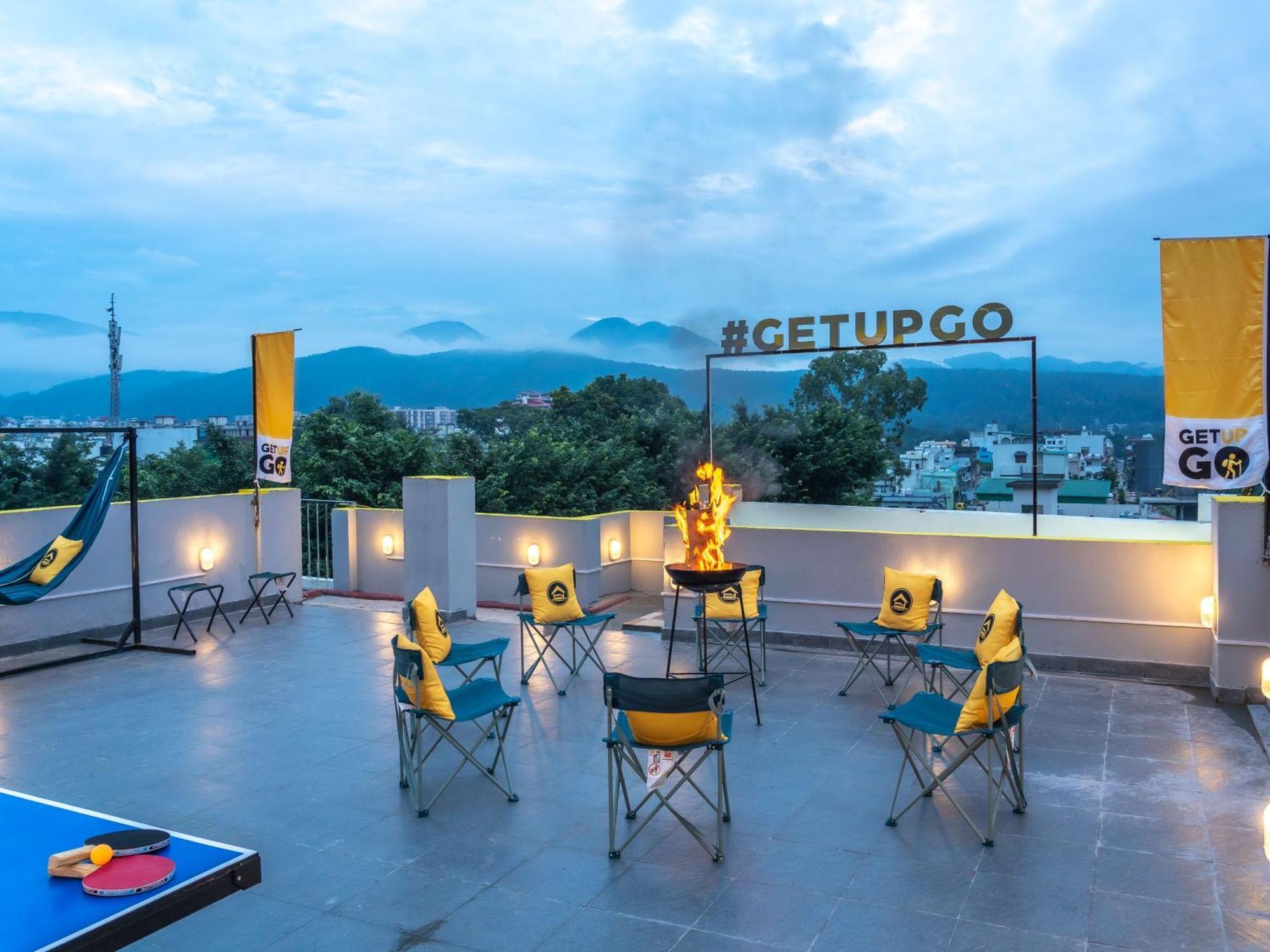 The Hosteller Dehradun Zewnętrze zdjęcie