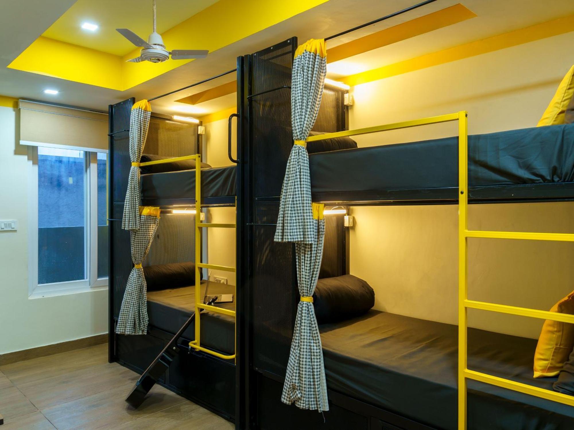 The Hosteller Dehradun Zewnętrze zdjęcie
