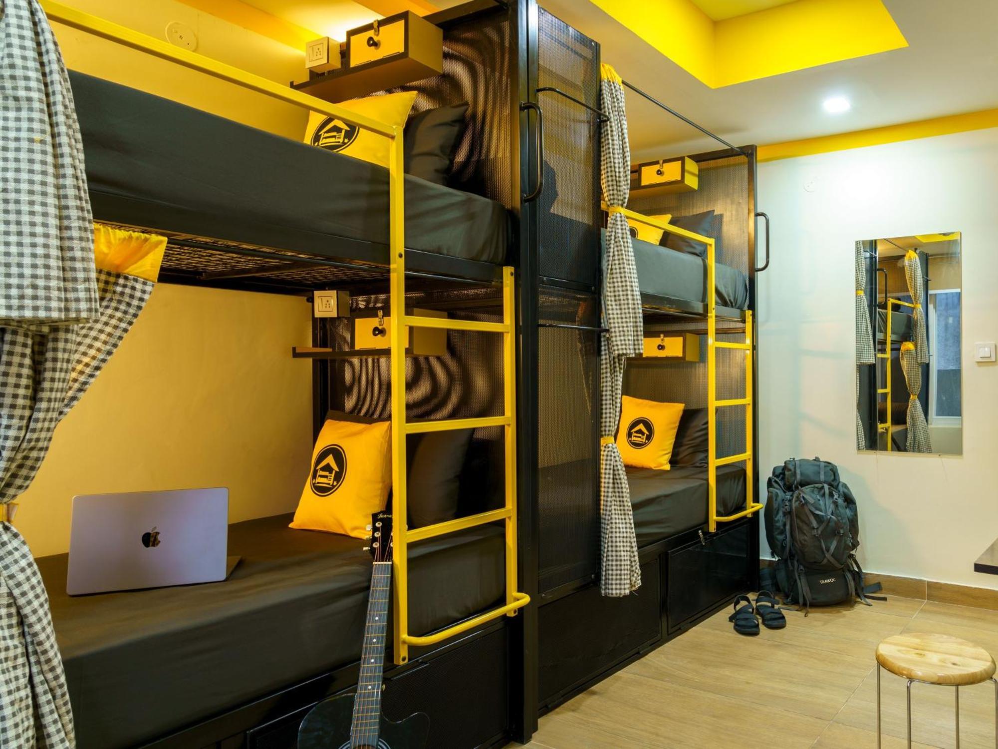 The Hosteller Dehradun Zewnętrze zdjęcie
