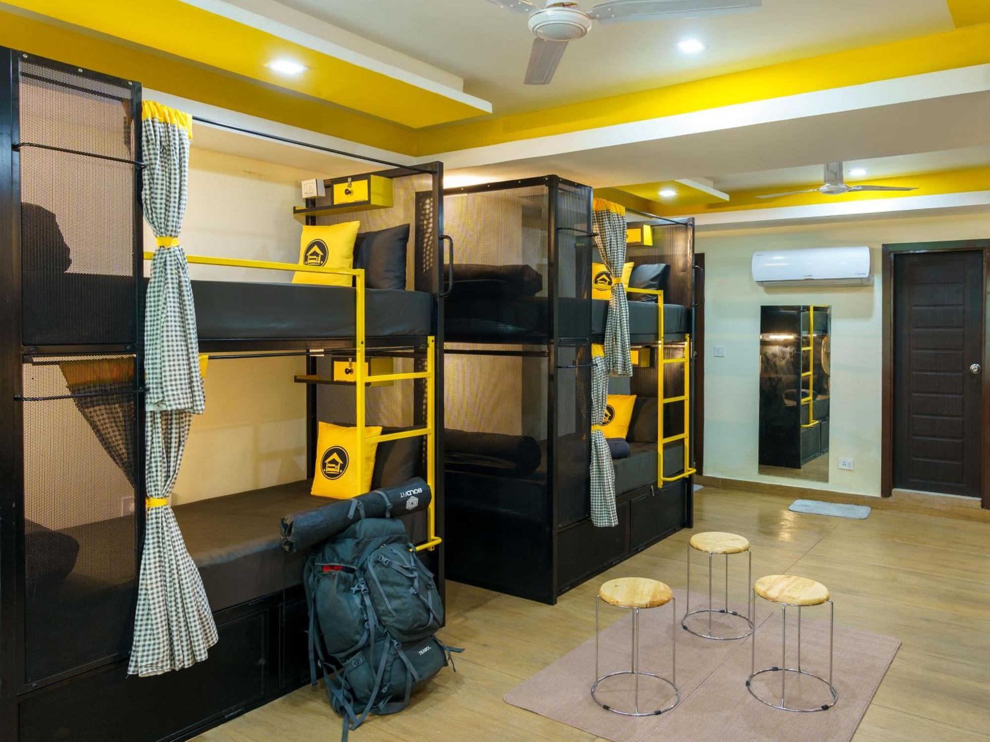 The Hosteller Dehradun Zewnętrze zdjęcie