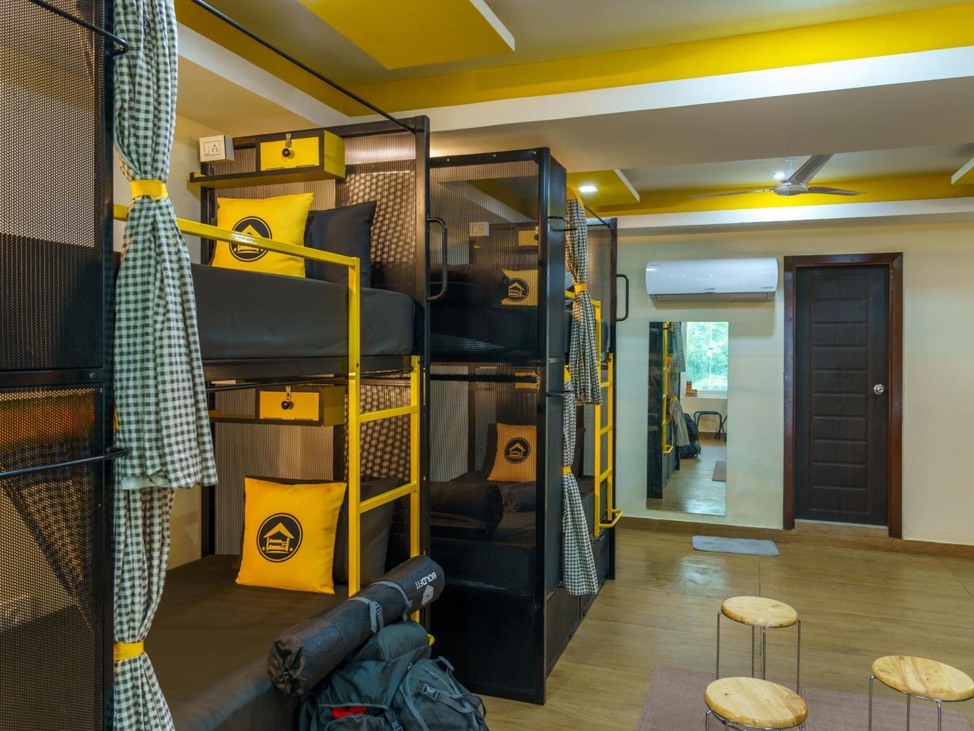 The Hosteller Dehradun Zewnętrze zdjęcie